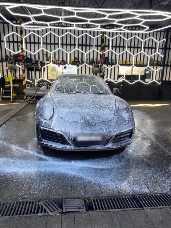 Before snow foam hand wash on a Porsche 911, Gordon